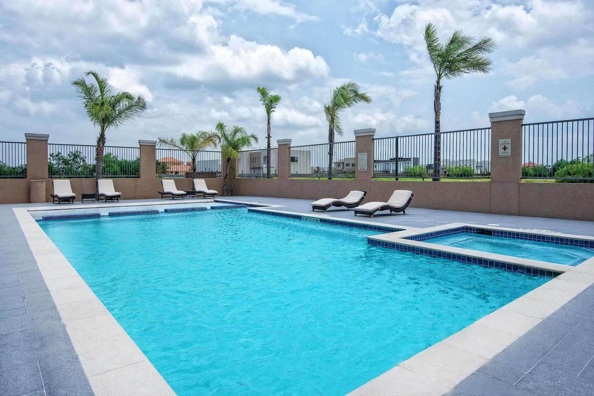 Hawthorn Extended Stay By Wyndham Mcallen Exterior photo